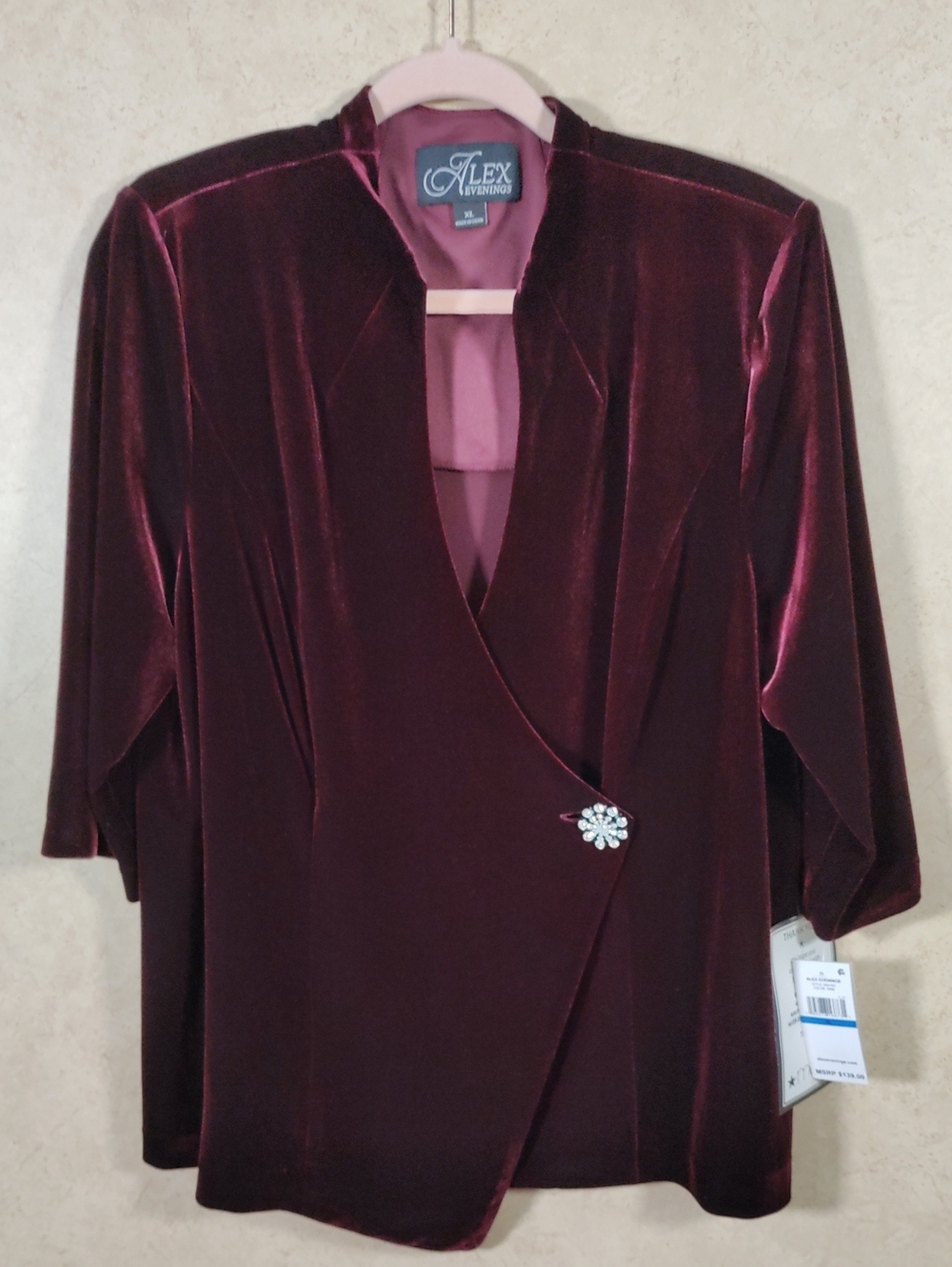 J137 Alex Evenings Wine Velvet Wrap Jacket in with Rhinestone Button XL NWT